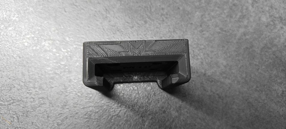 Uchwyt do baterii Milwaukee M18