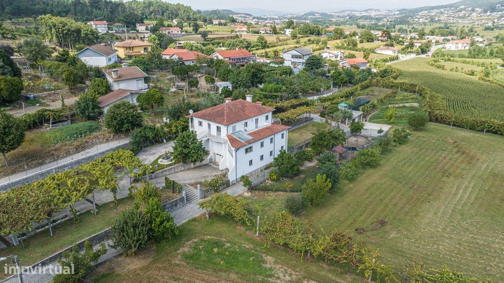 Moradia Individual T4 em Escudeiros, Braga