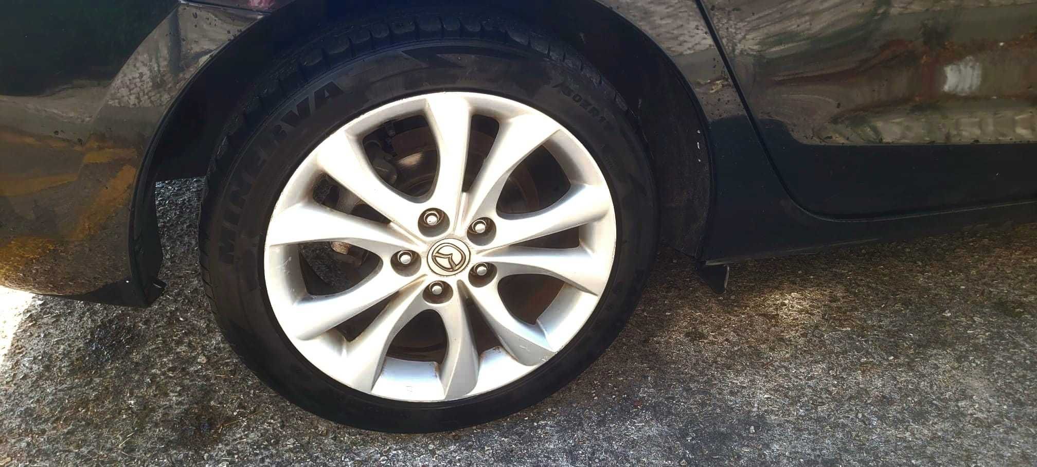 Mazda 3 sedan de 2011