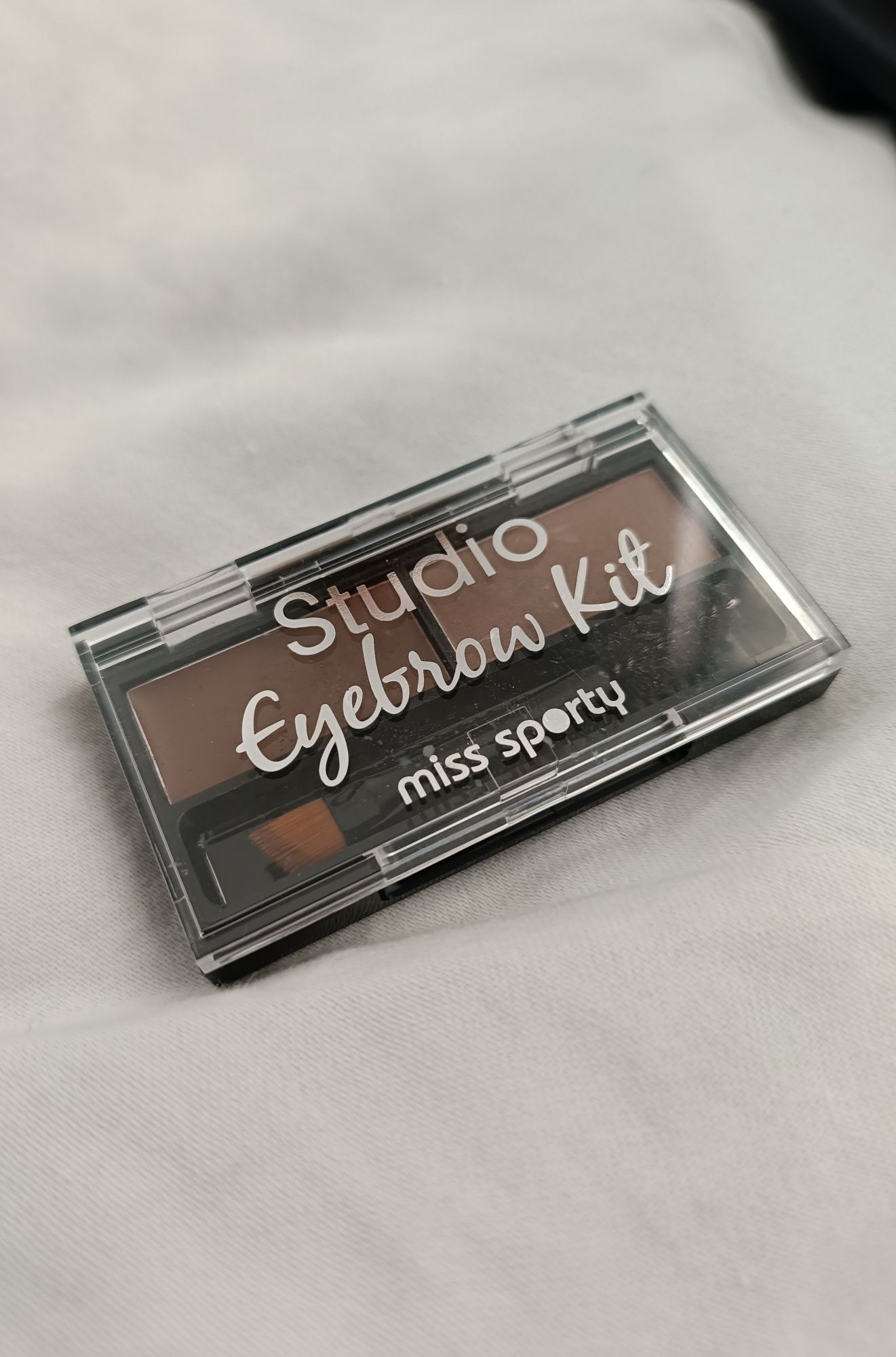 Miss Sporty Eyebrow Kit zestaw do makijażu brwi