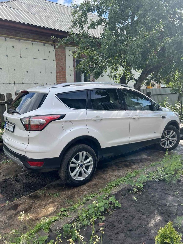 Продам Ford Kuga