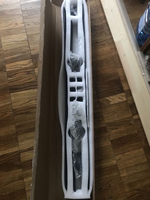 Фурнітура для роздвижних дверей