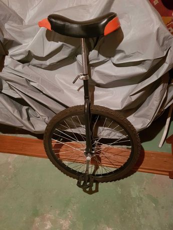 Monocykl-rower jednokołowy