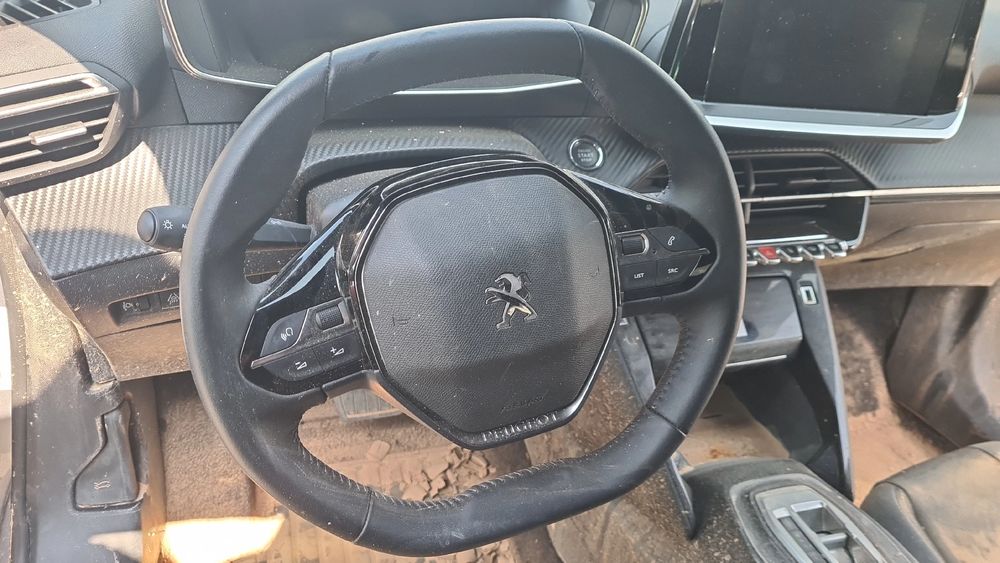 Volante de direção PEUGEOT 2008 II (U_)