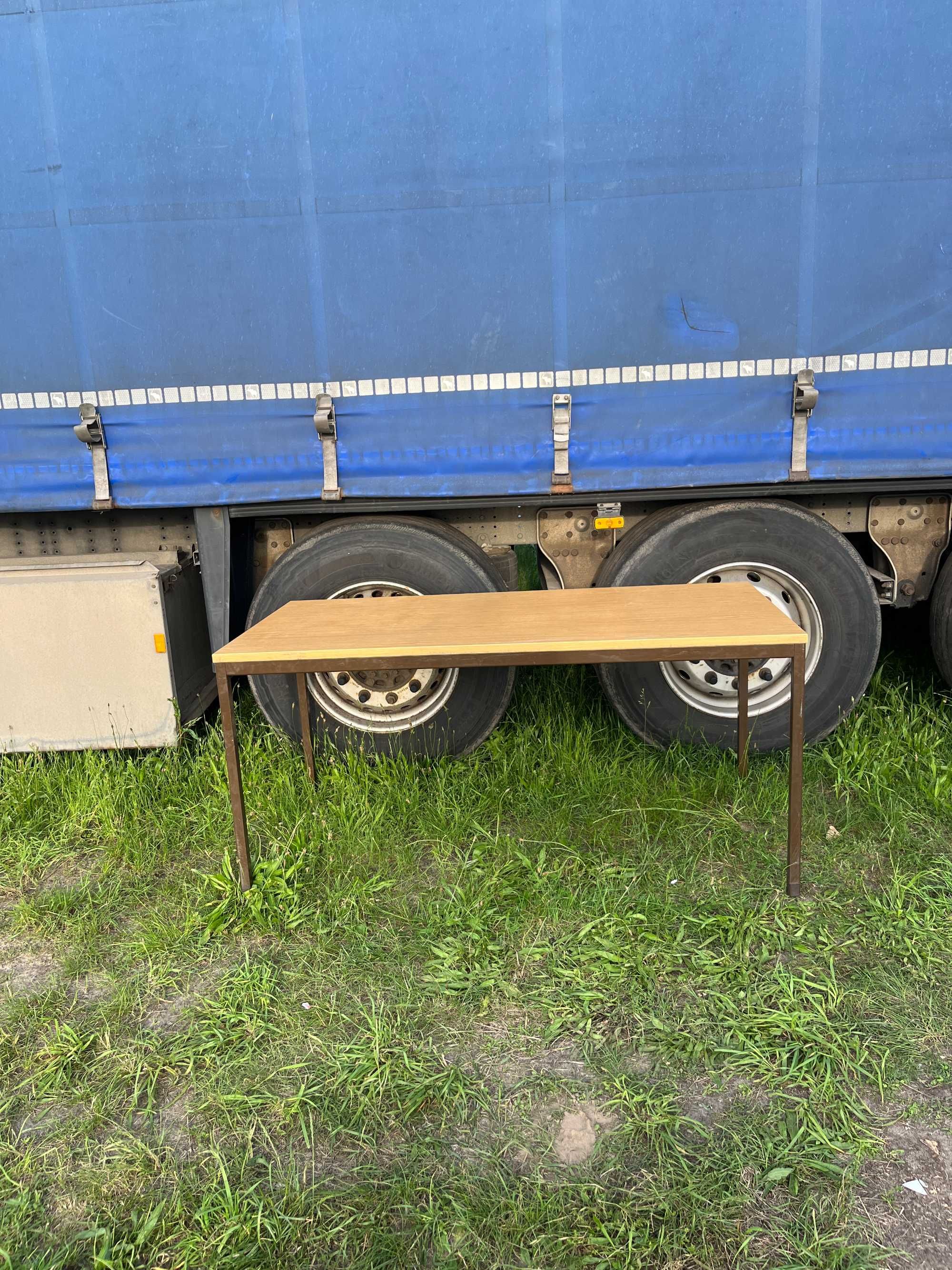 Stół na metalowym stelażu 160x 80, Super stan.