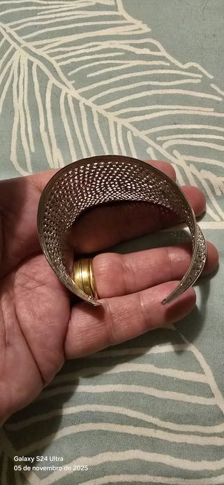 Bracelete em prata italiana.