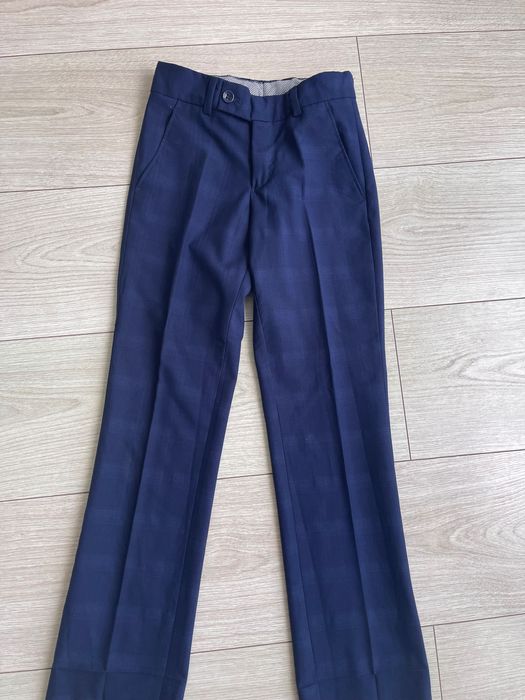 Школьная форма для первоклассника