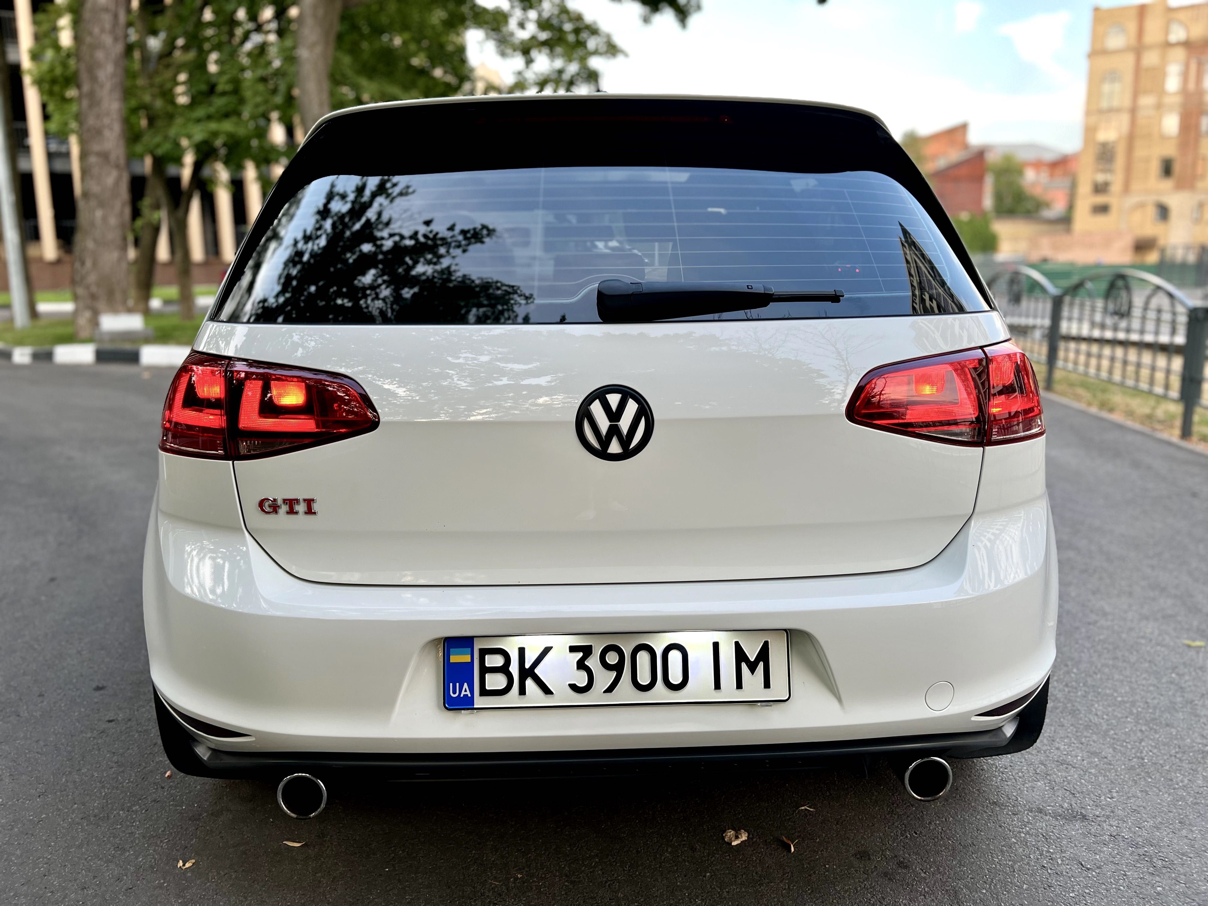 Volkswagen Golf 7  GTI Performance