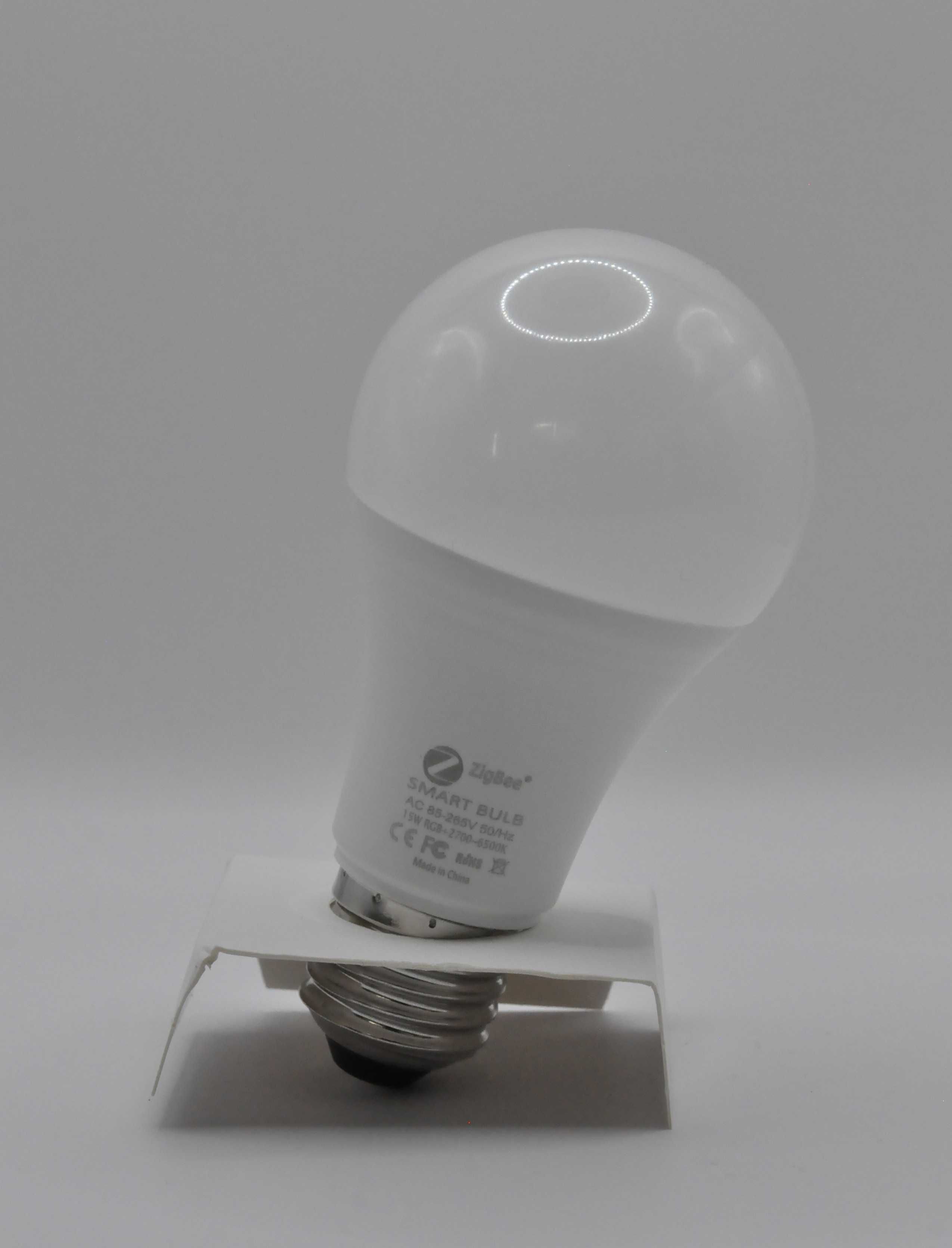 Inteligentna żarówka LED - 2700K-6500K + RGB