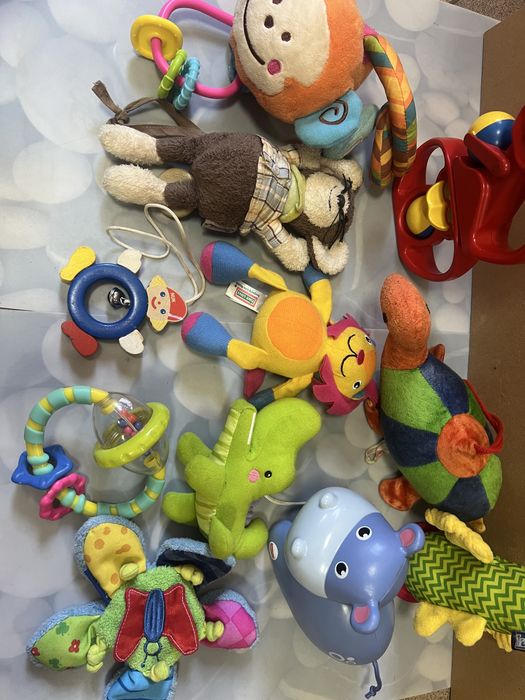 Лот іграшок для малюків #2