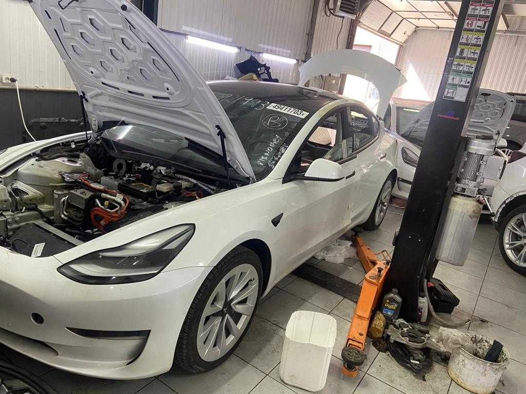 Разборка TESLA MODEL 3 Y черверть дверь капот подрамник мотор рычаг