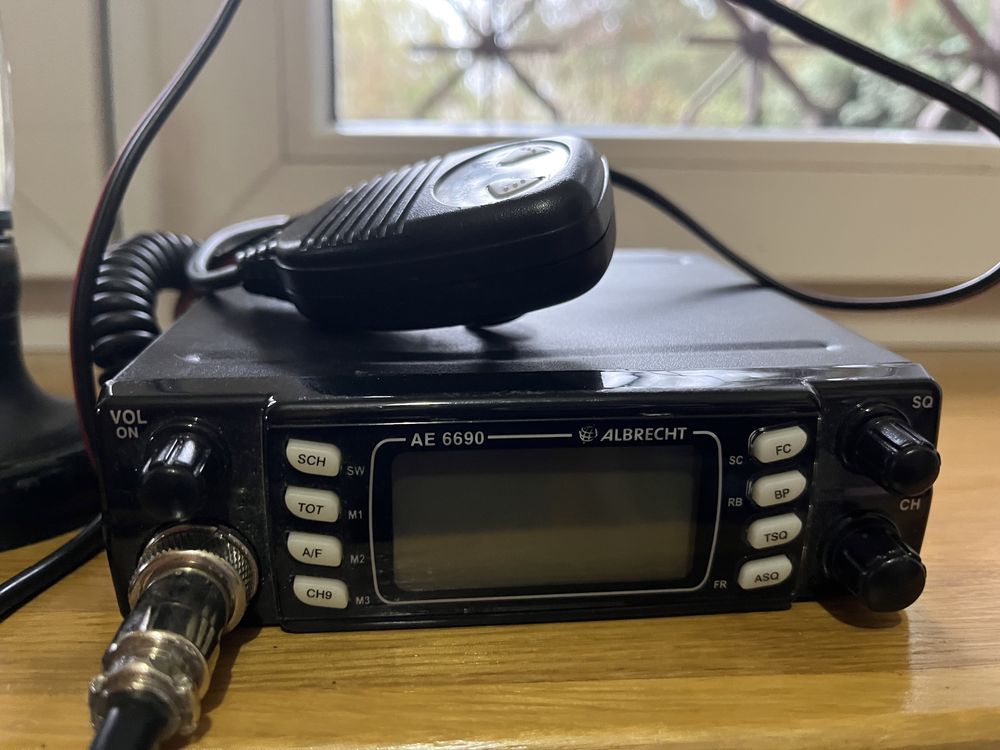 CB radio Albrecht AE 6690