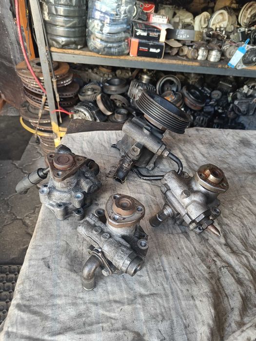 Насос ГУР гідравлічний Volkswagen Гольф 3 4 Пассат 3 4 5 Шкода Тур А5