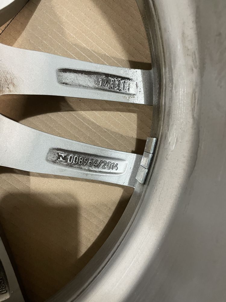 Jante BMW 18 usada