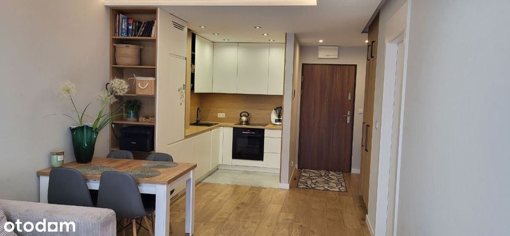 Mieszkanie 44m² + balkon, parking, komórka – oferta prywatna