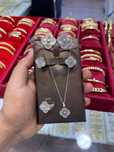 Conjunto de Acessórios Feminino - Flor Prateada (4 Peças)*