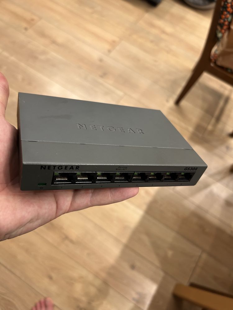 Netgear 8-Port Gigabit Ethernet Switch