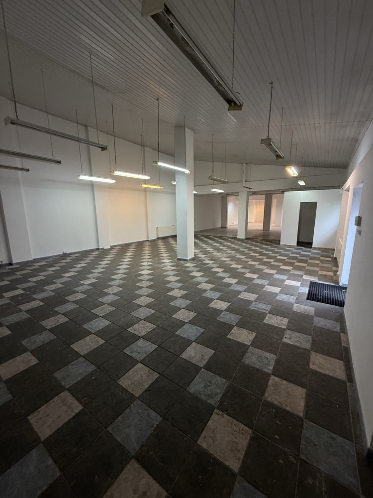 Wynajmę Lokal o pow, 245 m pod każde usługi w centrum miasta .