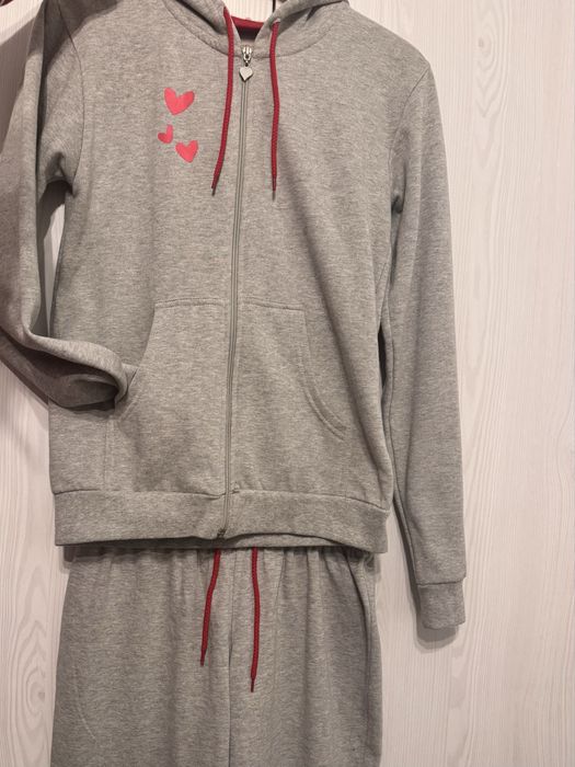 Szary komplet dresowy, dres Myszka Miki