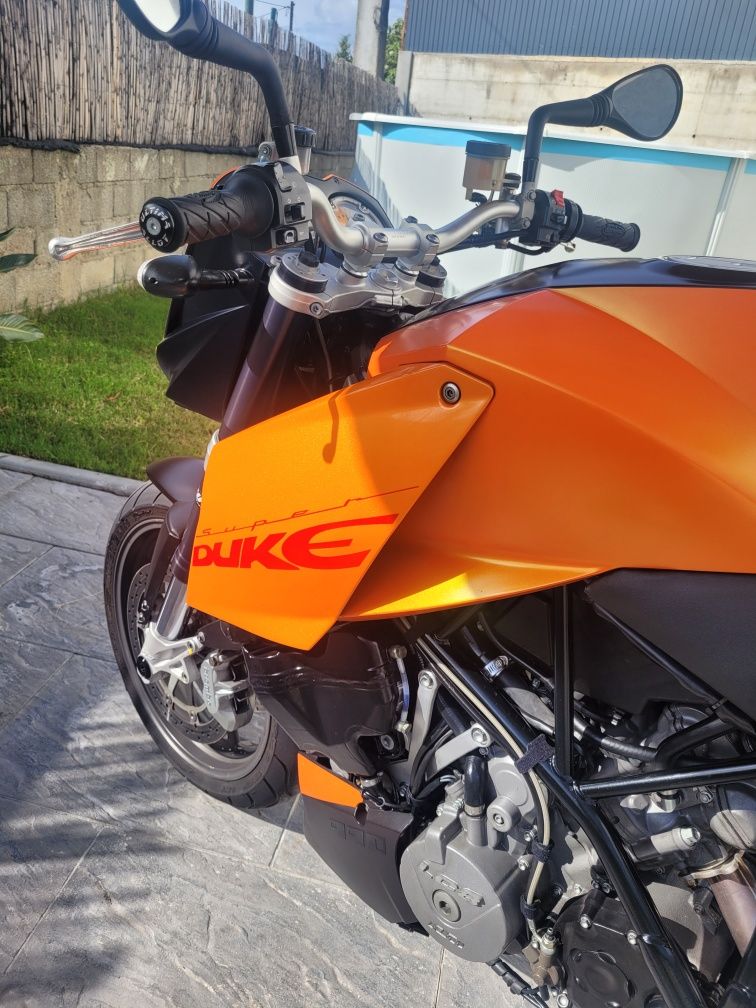 KTM Superduke 990