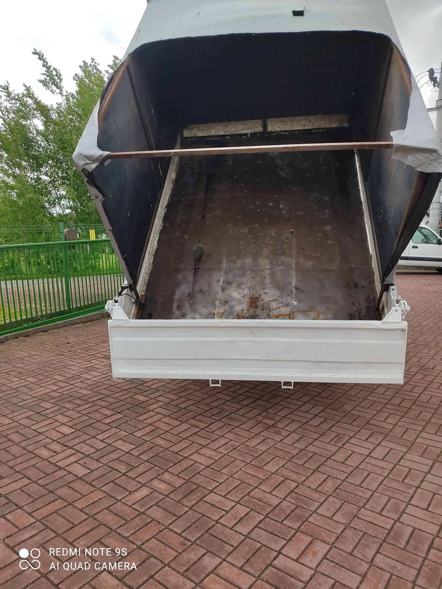 Iveco Daily 35C11 2.8 na linkę 110 KM wywrotka kiper 7 osób