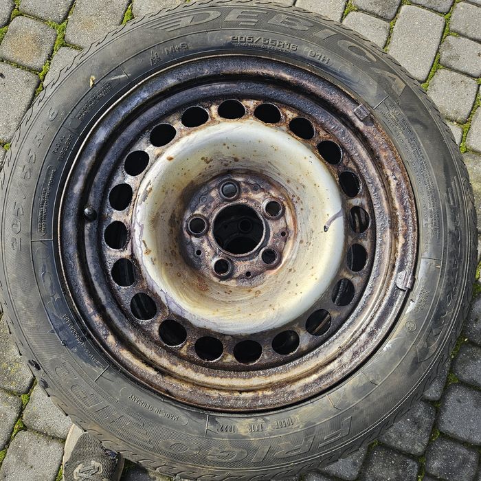 Opony zimowe 105/55 16 R felgi mercedes C, 5x112
