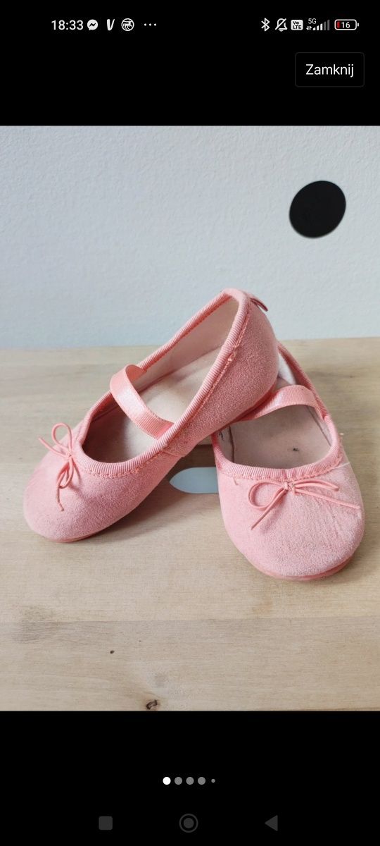 Różowe buciki z kokardką baletki