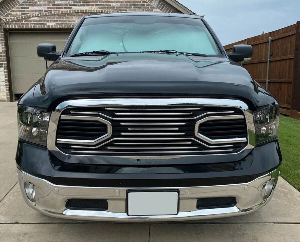 Dodge RAm rok 2013-18 grill atrapa Nowa