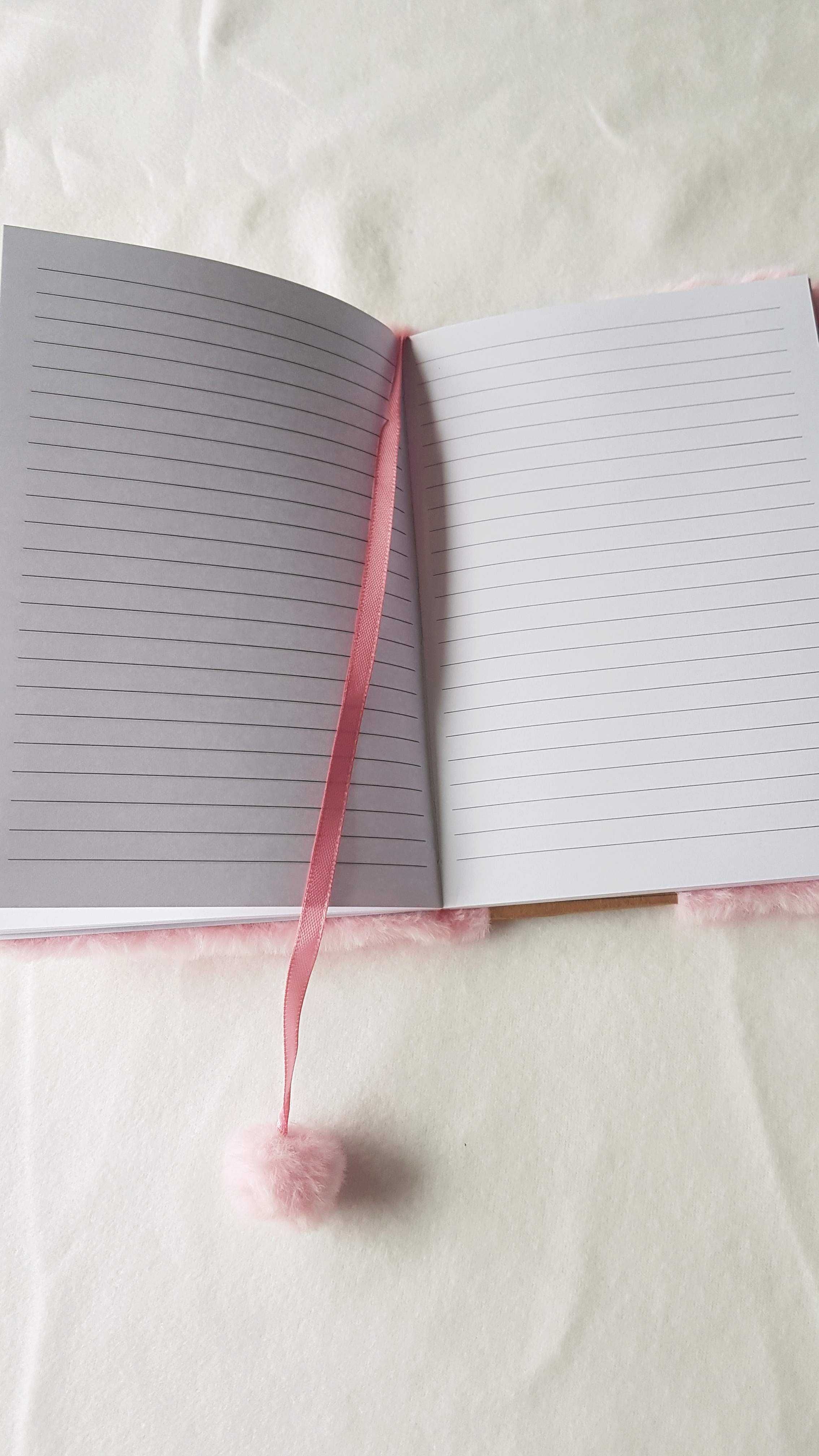 Zestaw  Puchaty Notes i piórnik Kotek