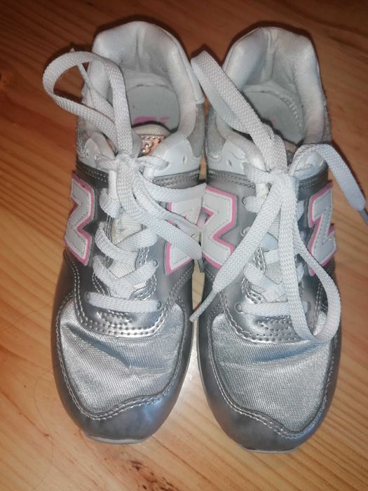 Sapatilhas New Balance Tam. 32