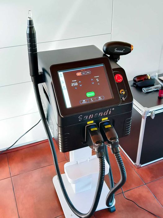 Máquina de Depilação e Remoção de Tatuagens Laser Profissional (NOVO)
