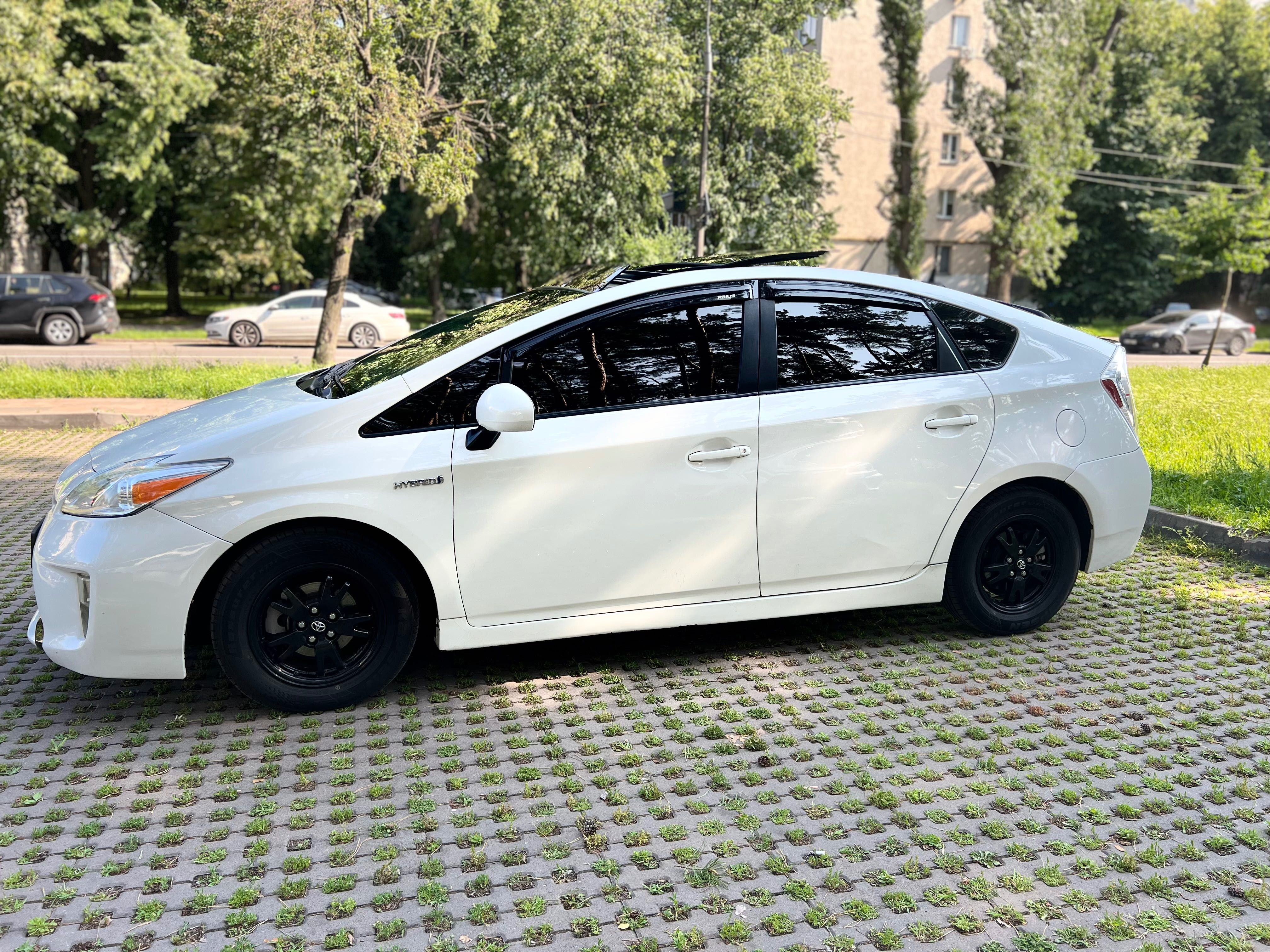 Toyota Prius 2014