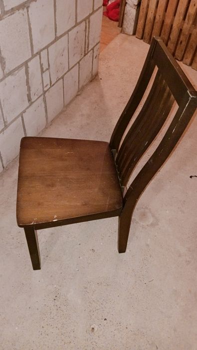 Krzesła drewniane 6 sztuk