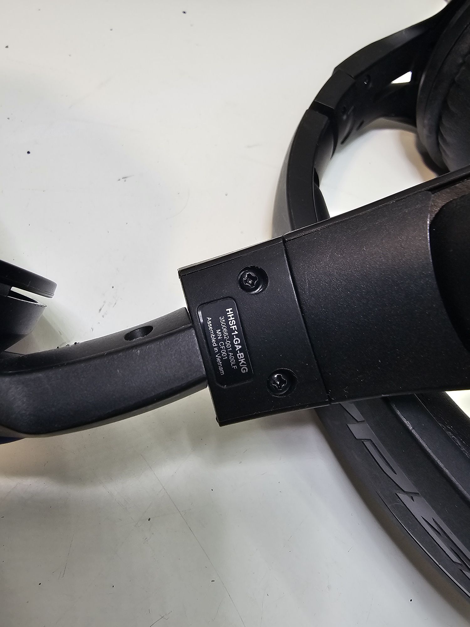 Навушники з мікрофоном HyperX Cloud Flight  (HHSF1-GA-BK/G, 4P5H6AA)