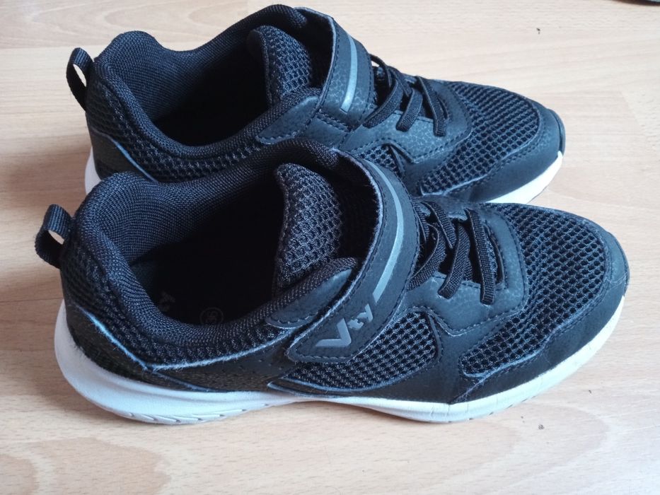 Buty adidasy Victory rozmiar 36 Deichmann
