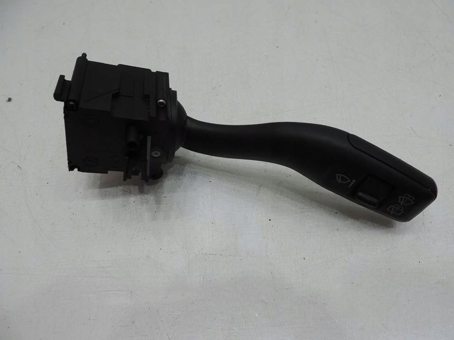 PRZEŁĄCZNIK WYCIERACZEK AUDI A6 C6 4E0953503A