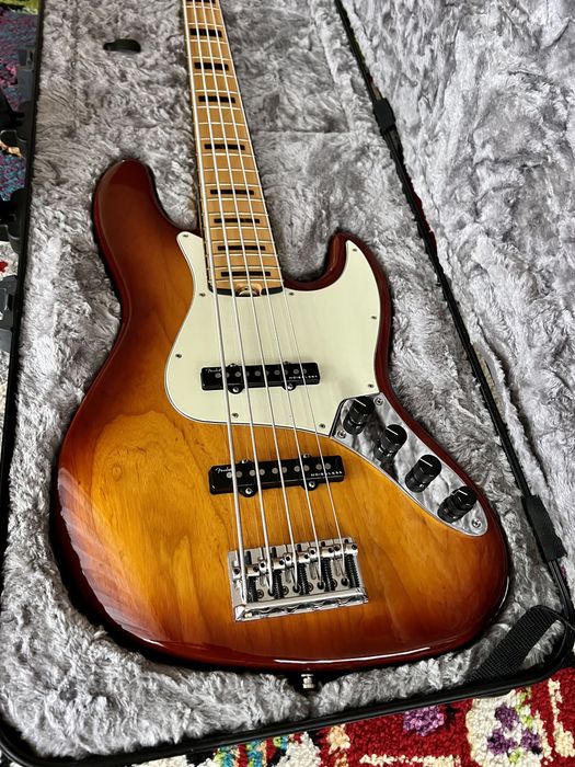 Fender Jazz Bass Elite V preamp Sadowsky