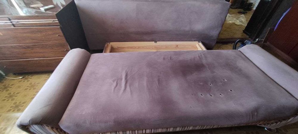 Продам срочно диван Сара-3, Еврокнижка б/у