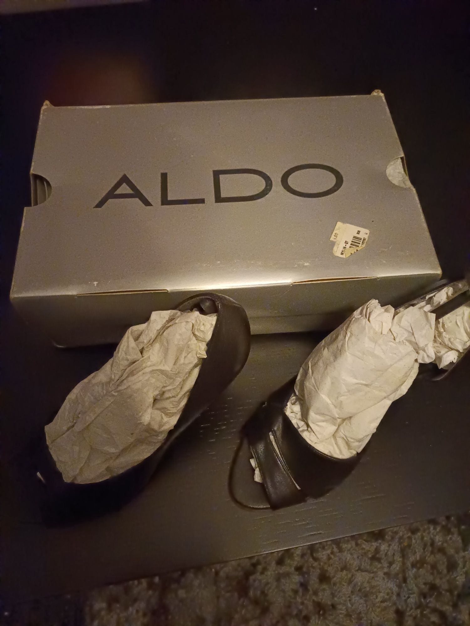 Sapatos agulha aldo