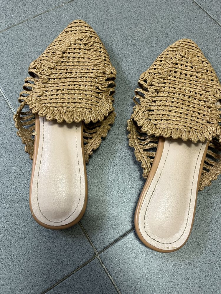 Mules rasas de ráfia,Shein,como novas,tamanho 37,5€