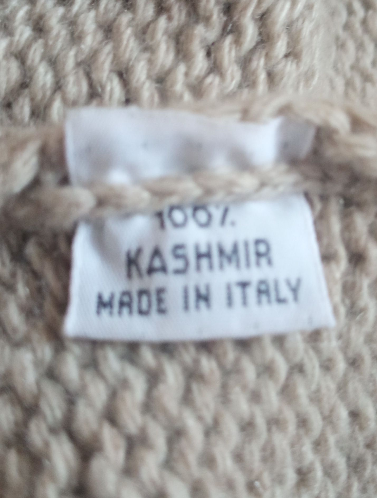 Sweter kaszmirowy