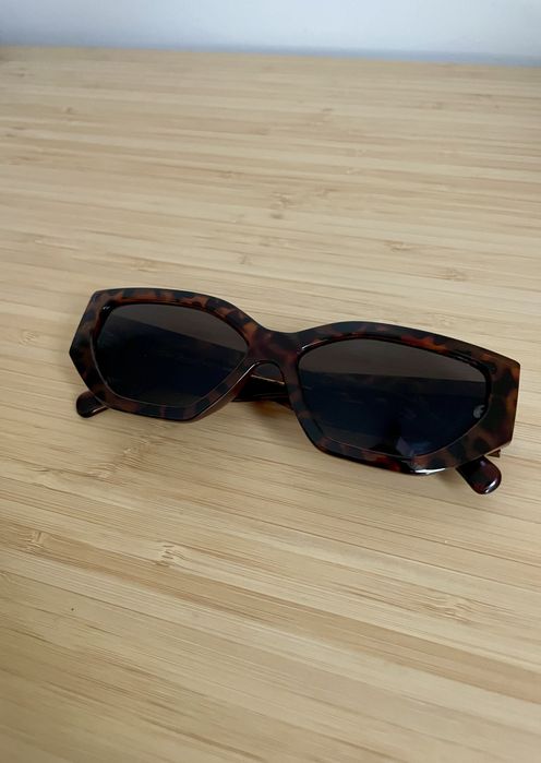 & Other Stories - geometryczne okulary przeciwsłoneczne