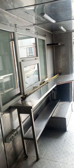 Фудтрак кухня на колесах