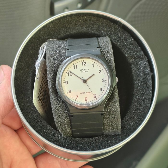 Новий оригінальний годинник Casio MQ-24
