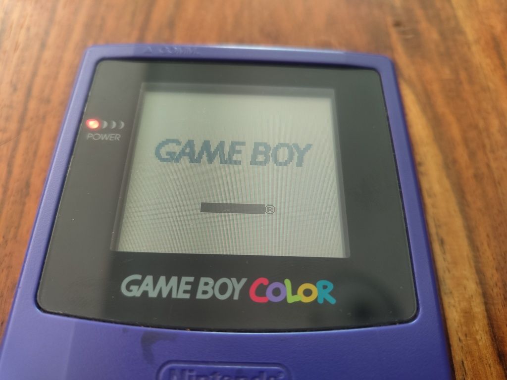 Gameboy color roxo