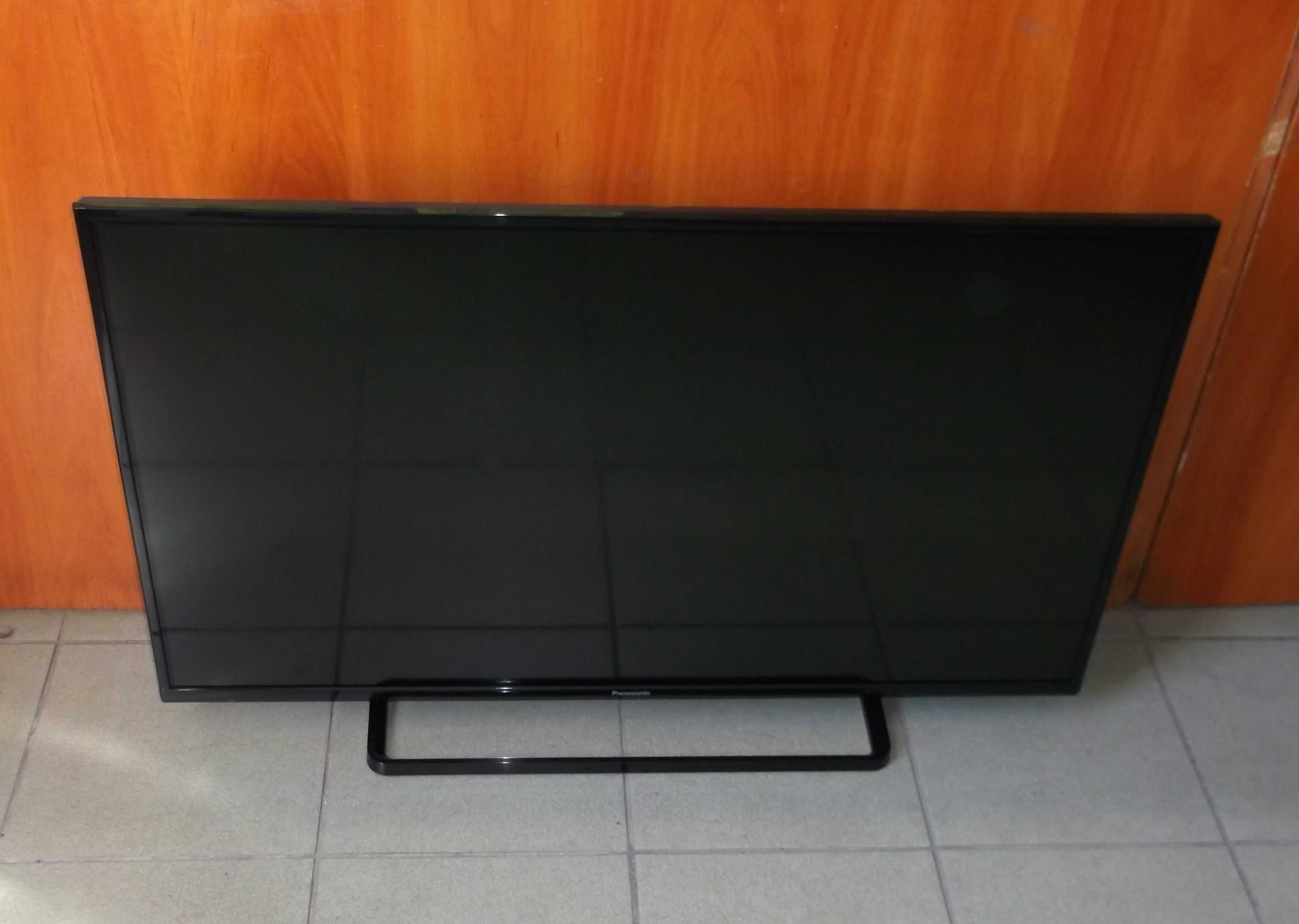 42'' PANASONIC Smart TV, Wi-Fi, Full HD, USB, 2xHDMI