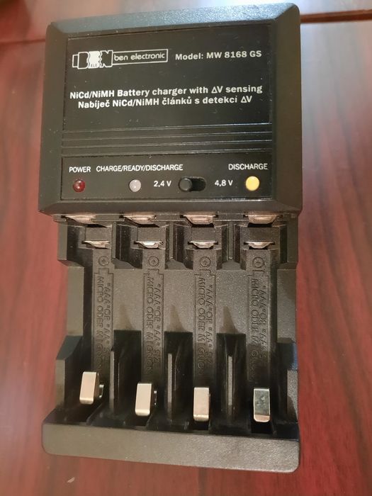 Зарядное устройство NiCd/NiMH MW 8168 GS