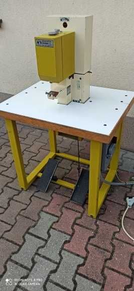 Sazavan  01351/P10 Oczkowarka zagniatacz oczek do  obuwia.