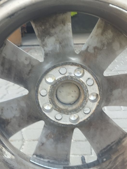 Резина з дисками