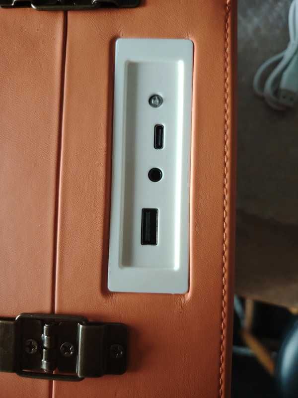 Retro odtwarzacz CD i bluetooth